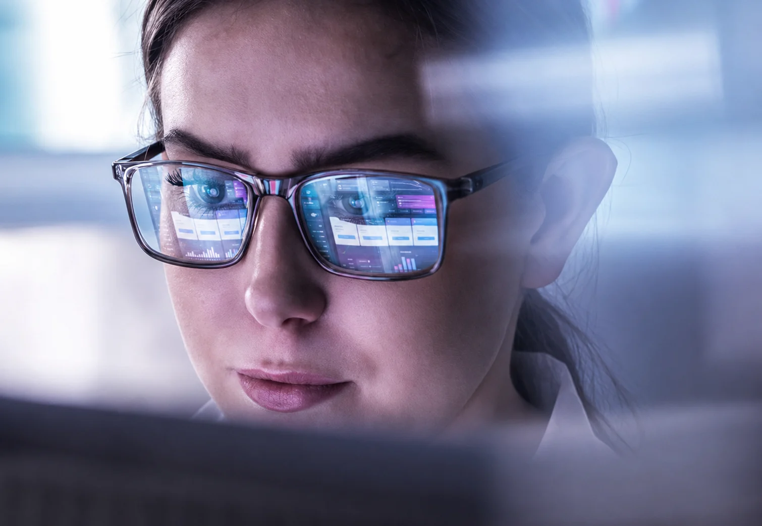 Product designer conducting interface usability testing with real users